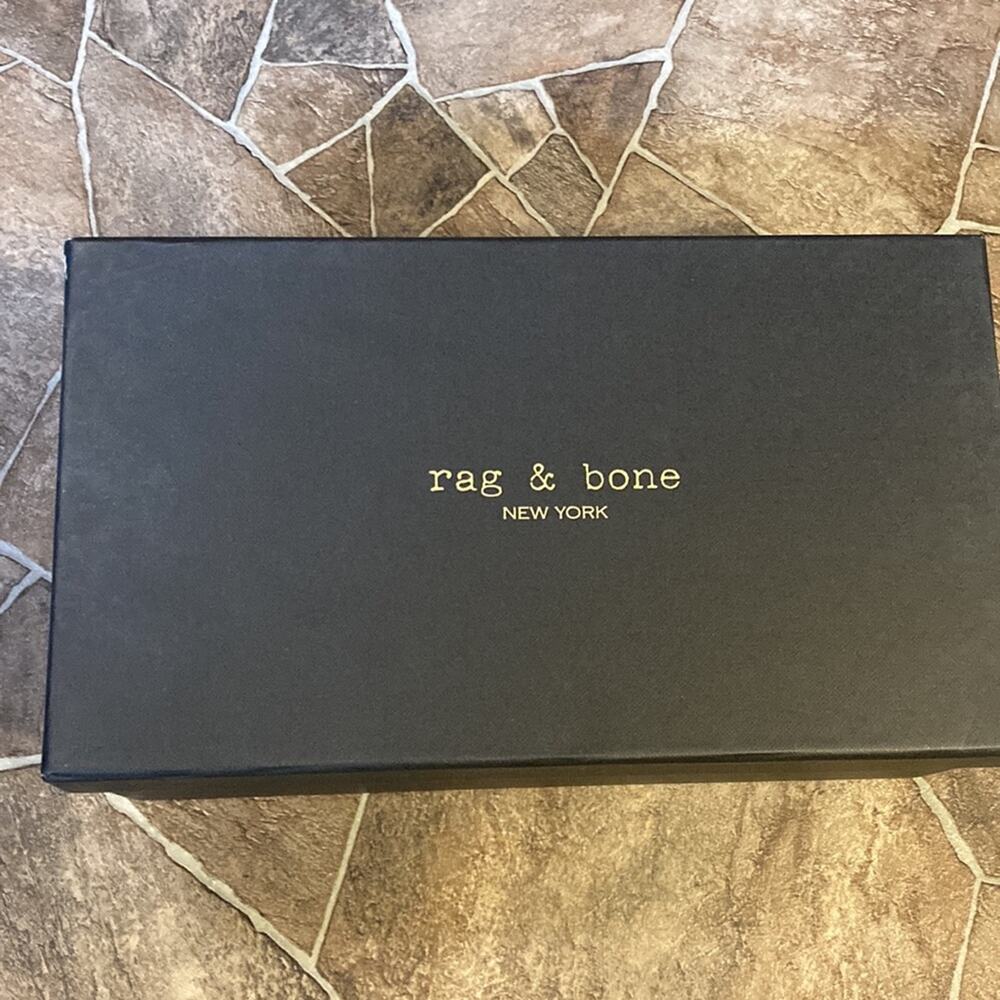 New Rag & Bone | RB1 Low Top Sneakers Sz 6.5 in Dove Velvet - Picture 15 of 16